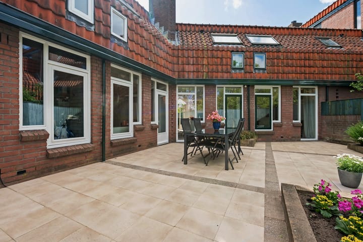 Foto 5 van Zwaluw 82