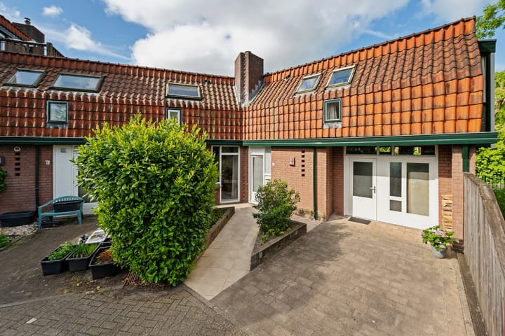 Foto 9 van Zwaluw 82