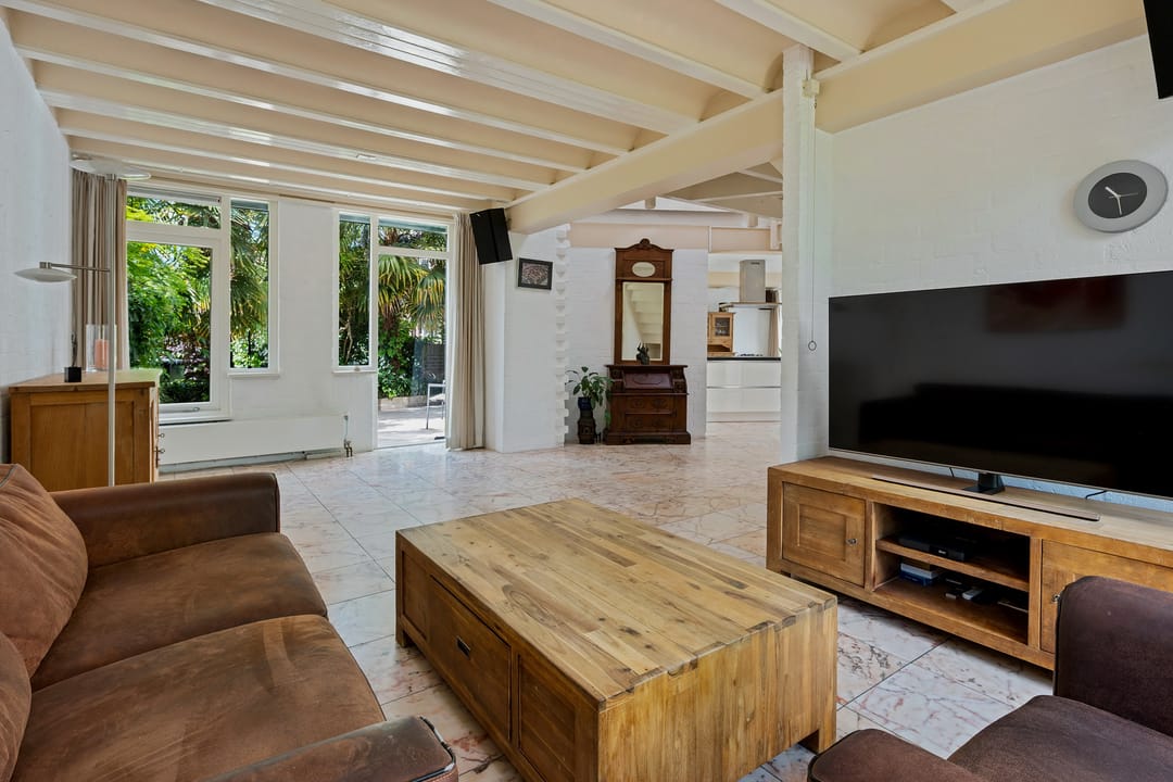 Foto 16 van Zwaluw 82