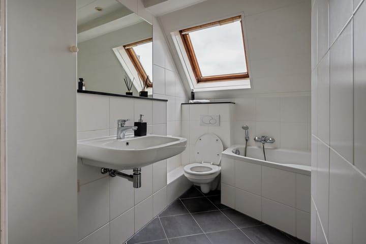 Foto 32 van Zwaluw 82