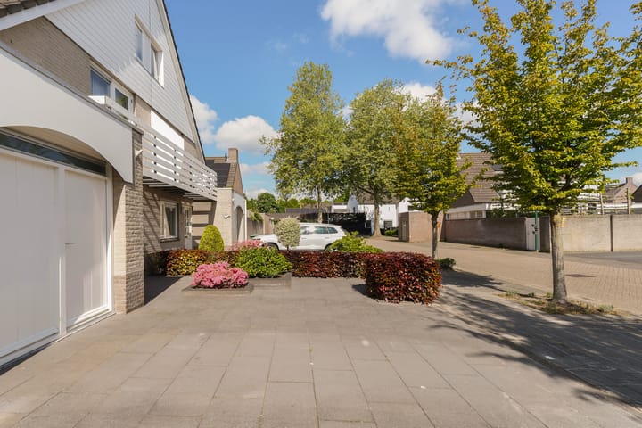 Foto 4 van Schrijverstraat 4