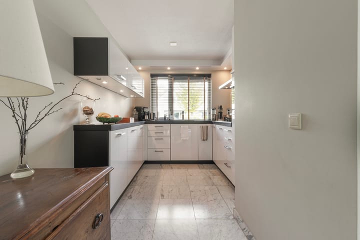 Foto 11 van Schrijverstraat 4