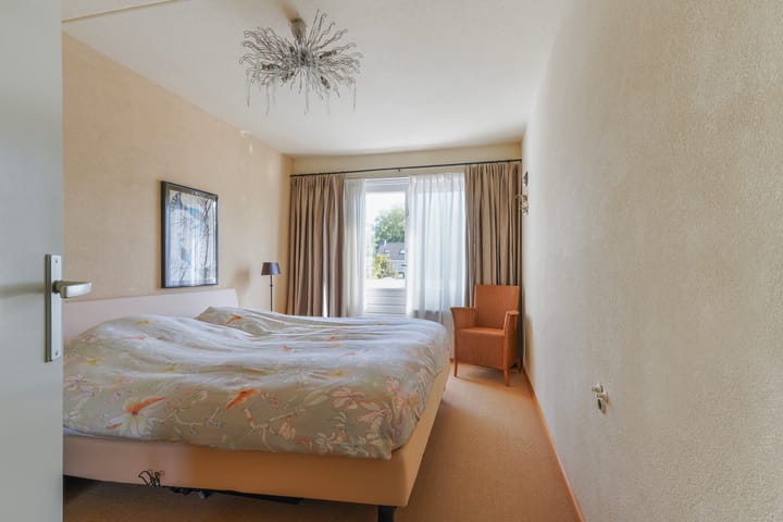 Foto 18 van Schrijverstraat 4