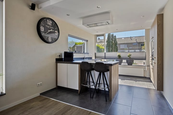 Foto 9 van Van Heuven Goedhartstraat 30