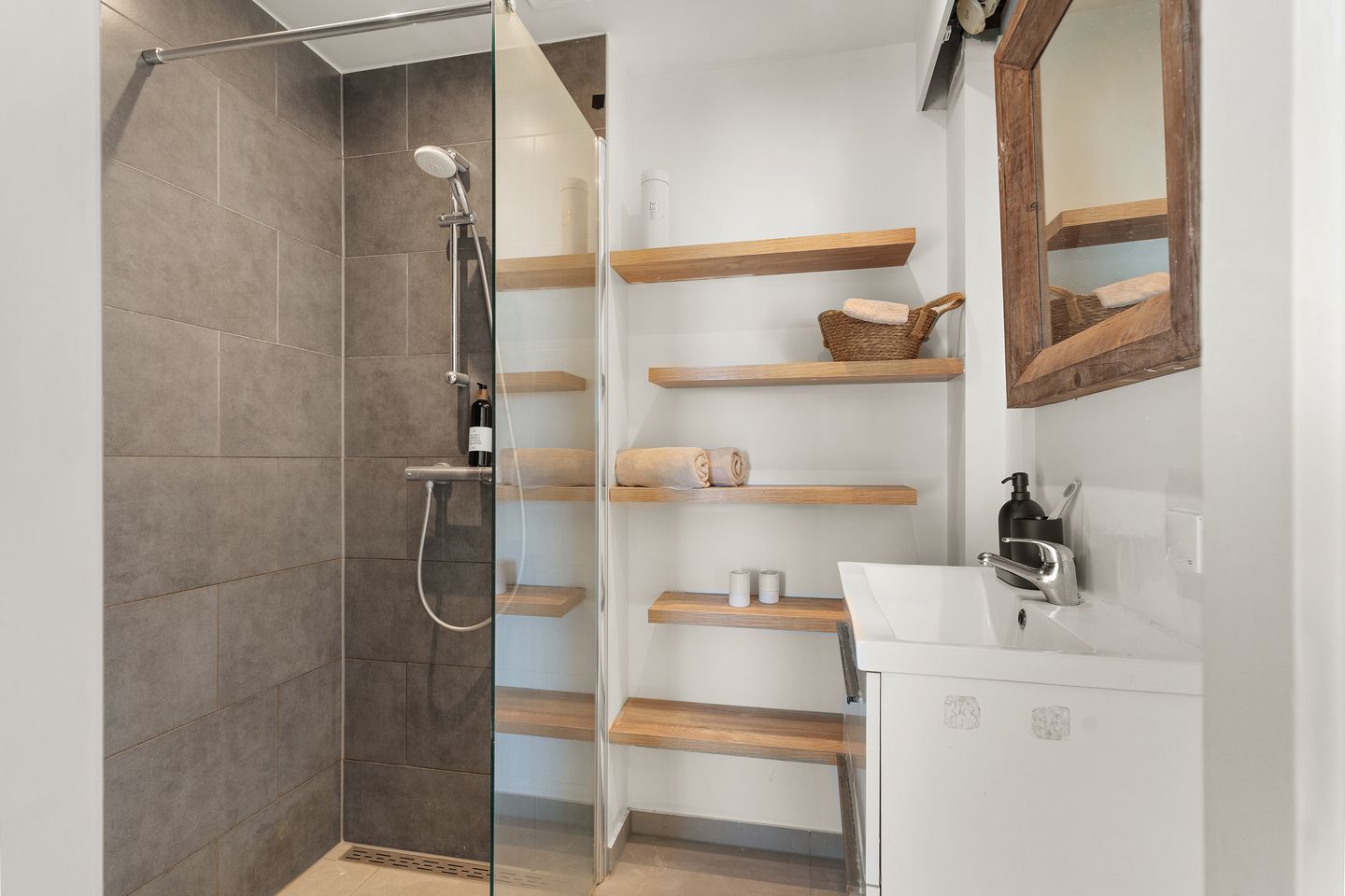 Foto 19 van Loodskotterhof 87