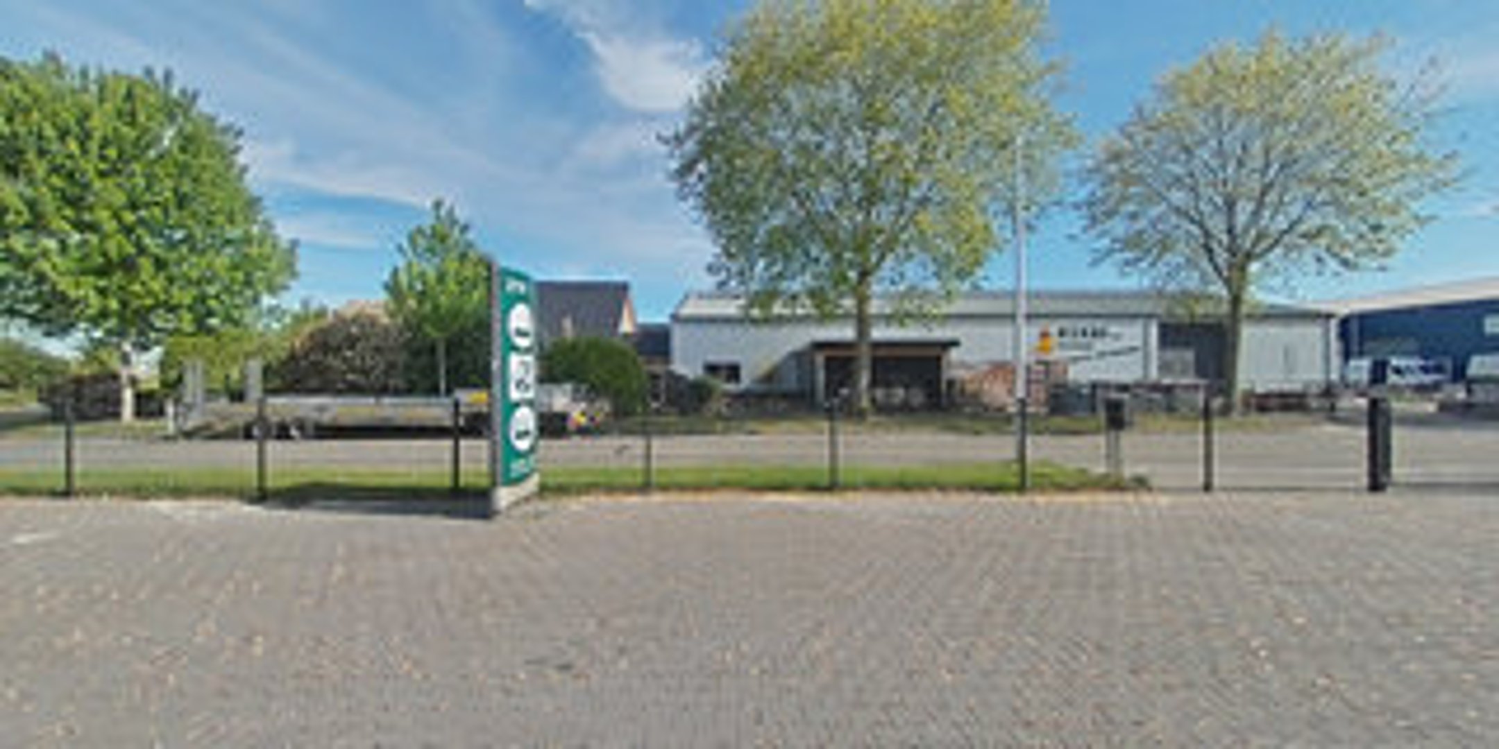 View 360° photos