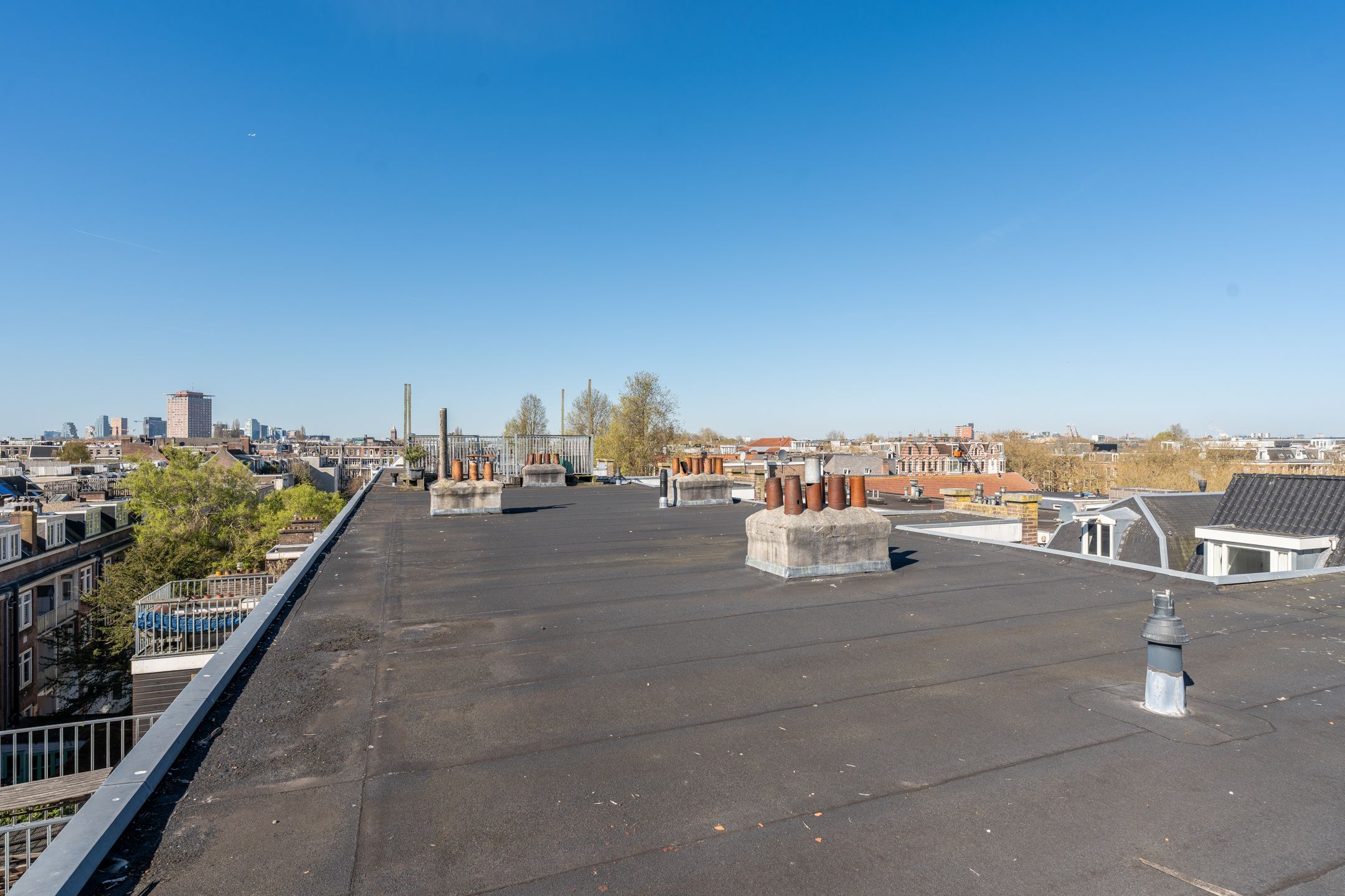 Photo 33 of Van Ostadestraat 494-3