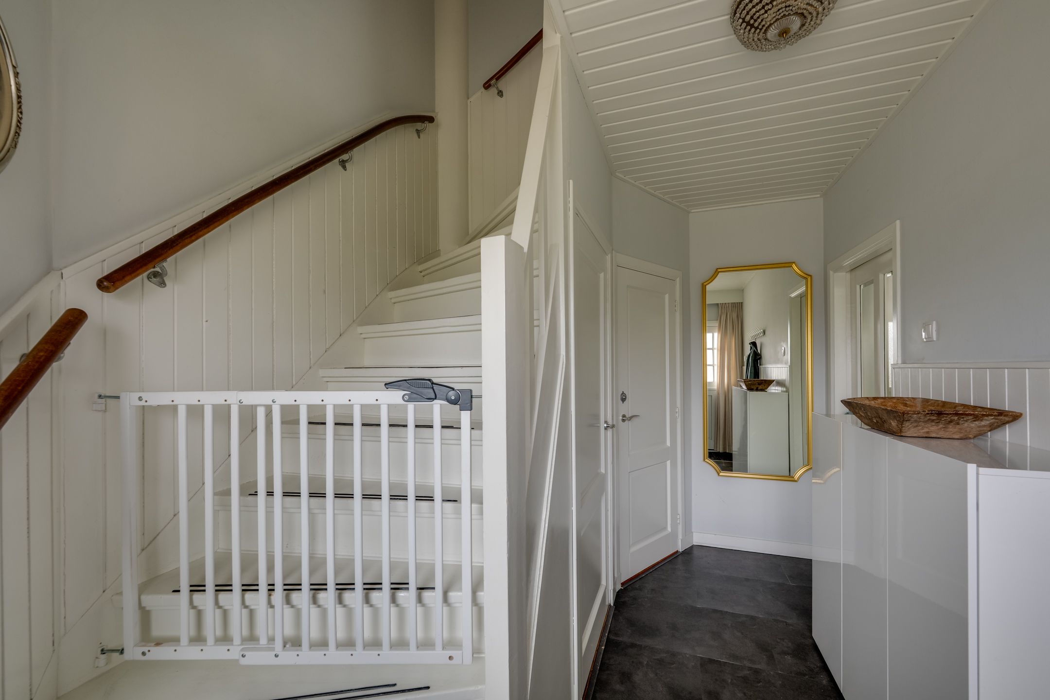 Foto 6 van Middenweg 1