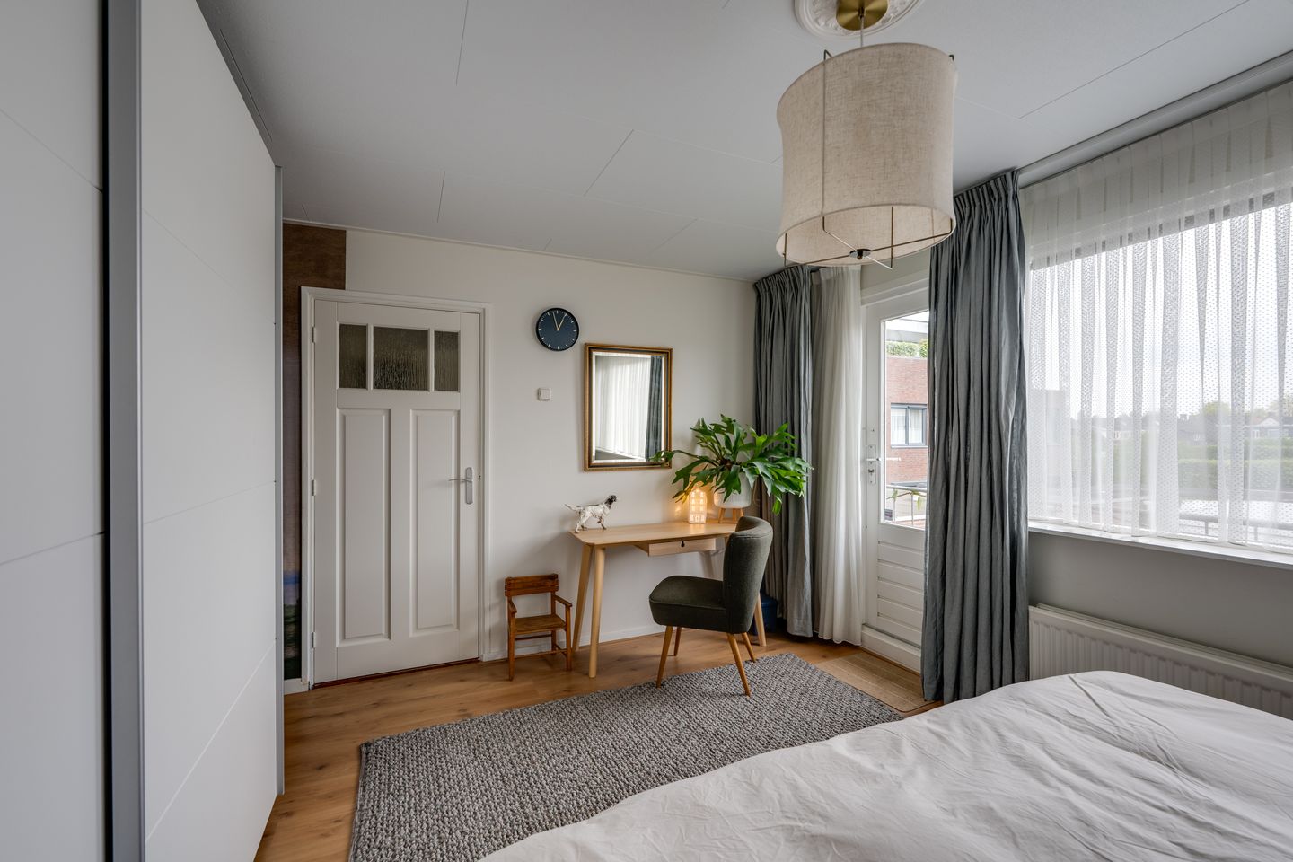 Foto 19 van Middenweg 1