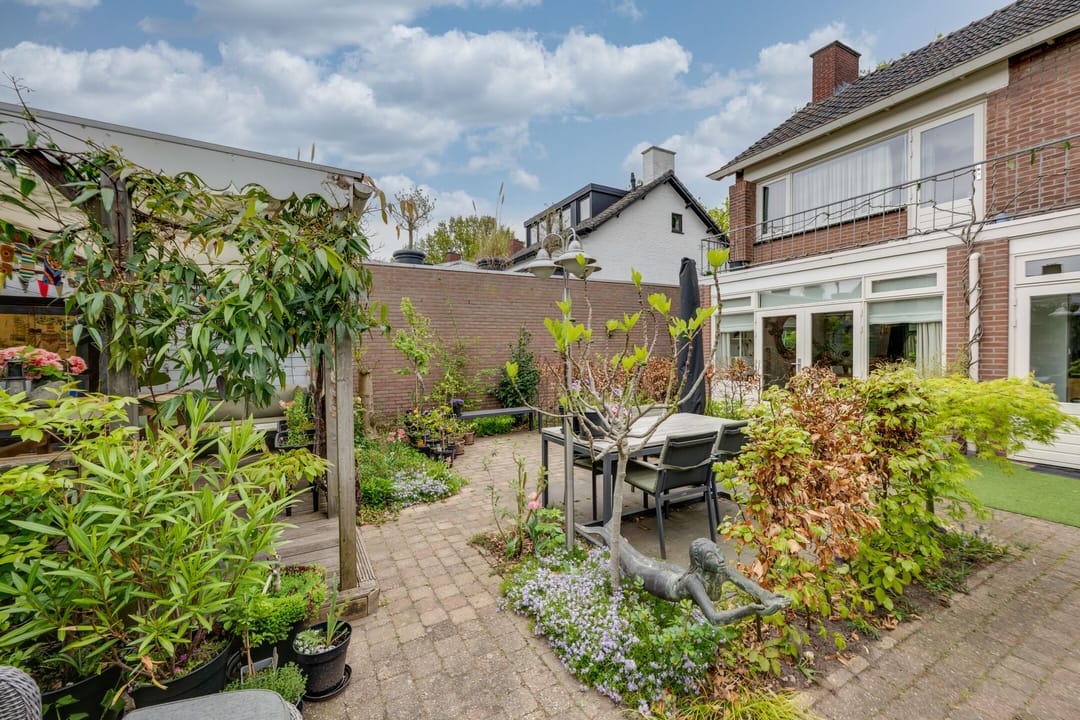 Foto 26 van Middenweg 1