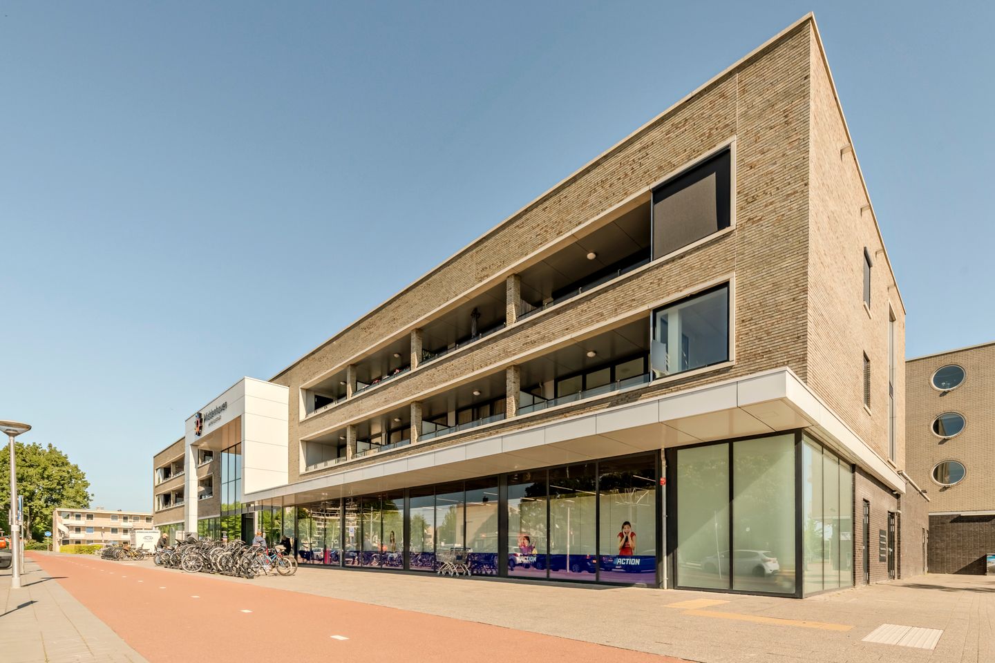 Foto 1 van Brink 100