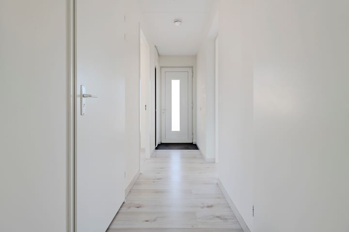 Photo 10 of Brink 100