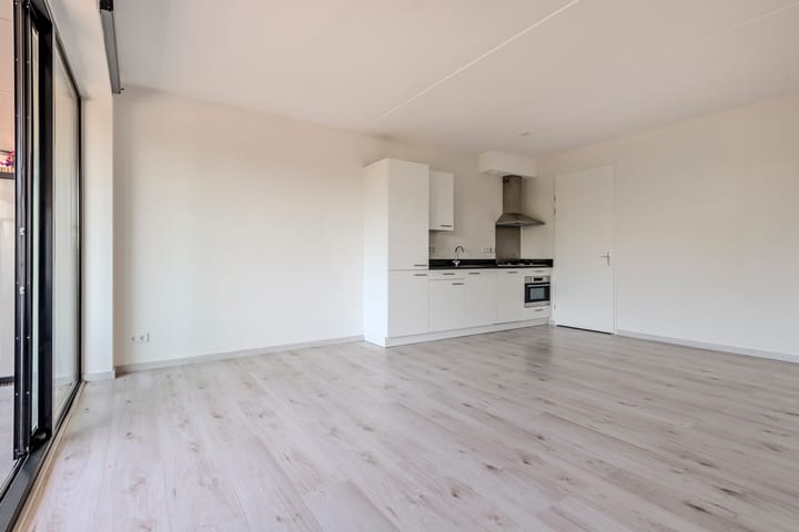 Photo 17 of Brink 100