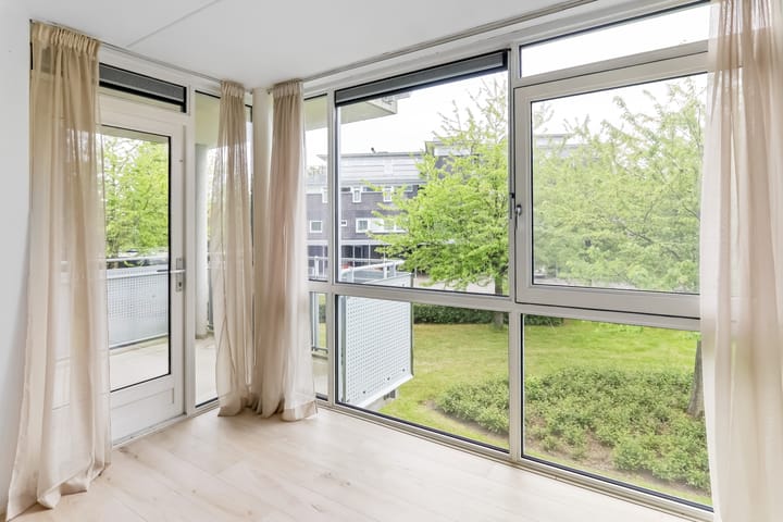 Photo 10 of Parkstraat 16