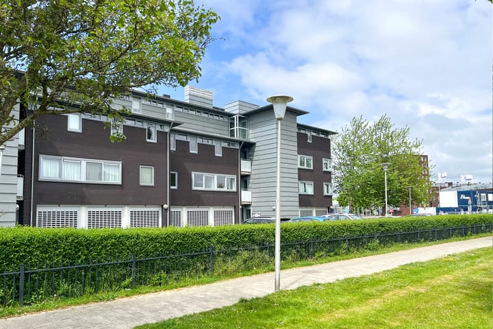 Photo 28 of Parkstraat 16