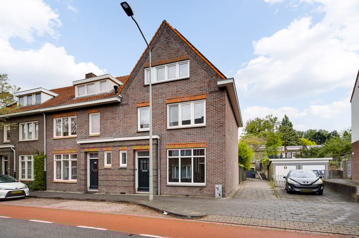 Foto 1 van Benzenraderweg 115