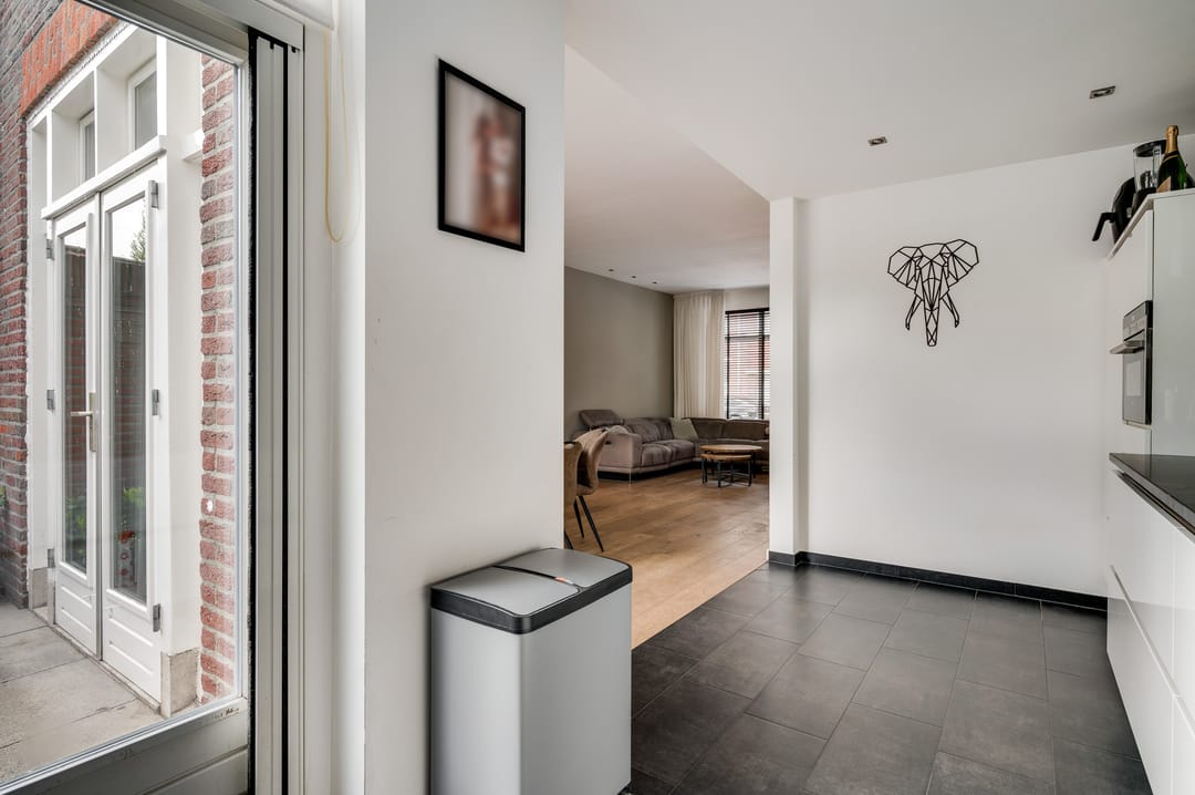 Foto 13 van Benzenraderweg 115