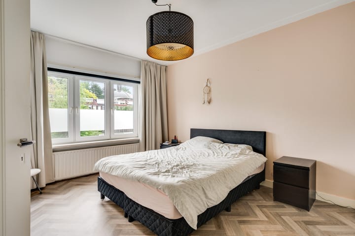 Foto 16 van Benzenraderweg 115