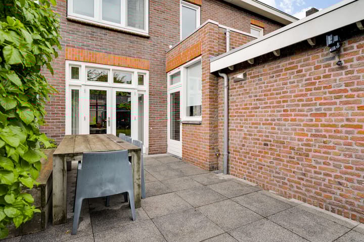 Foto 26 van Benzenraderweg 115