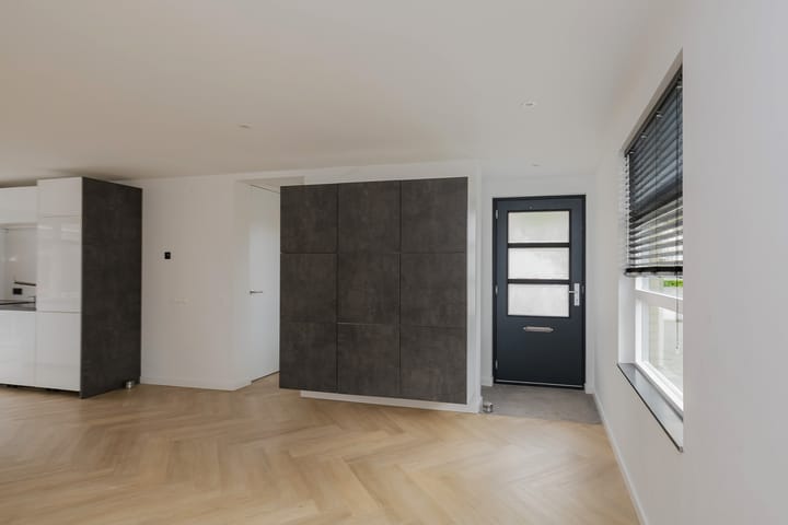 Photo 14 of Schokker 22