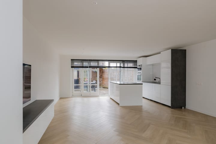 Photo 15 of Schokker 22