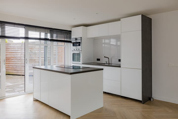 Photo 17 of Schokker 22