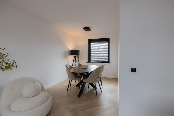 Photo 38 of Schokker 22