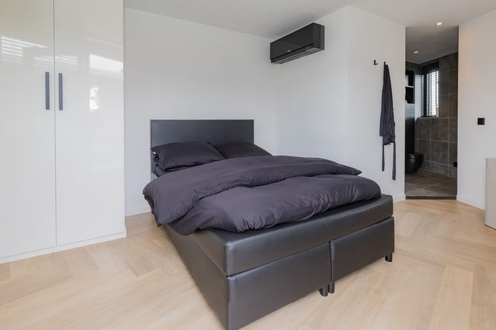 Photo 57 of Schokker 22