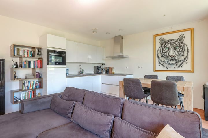 Foto 8 van Mary van der Sluisstraat 454