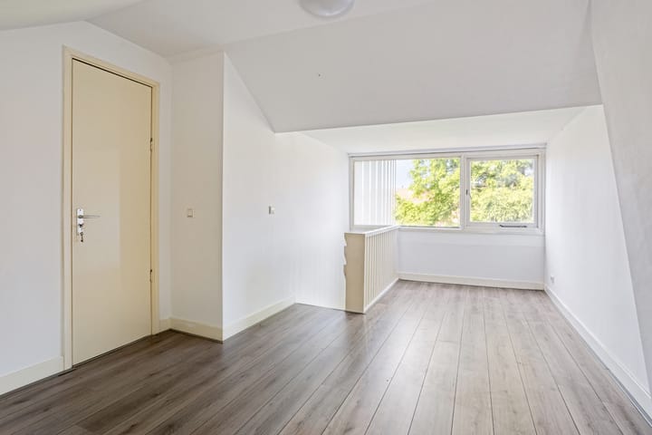 Foto 20 van Lepelaarsingel 143-C