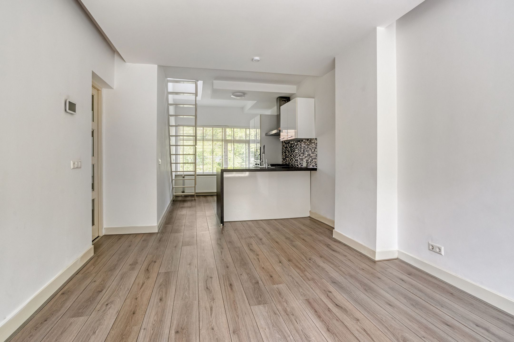 Photo 9 of Lepelaarsingel 143-C