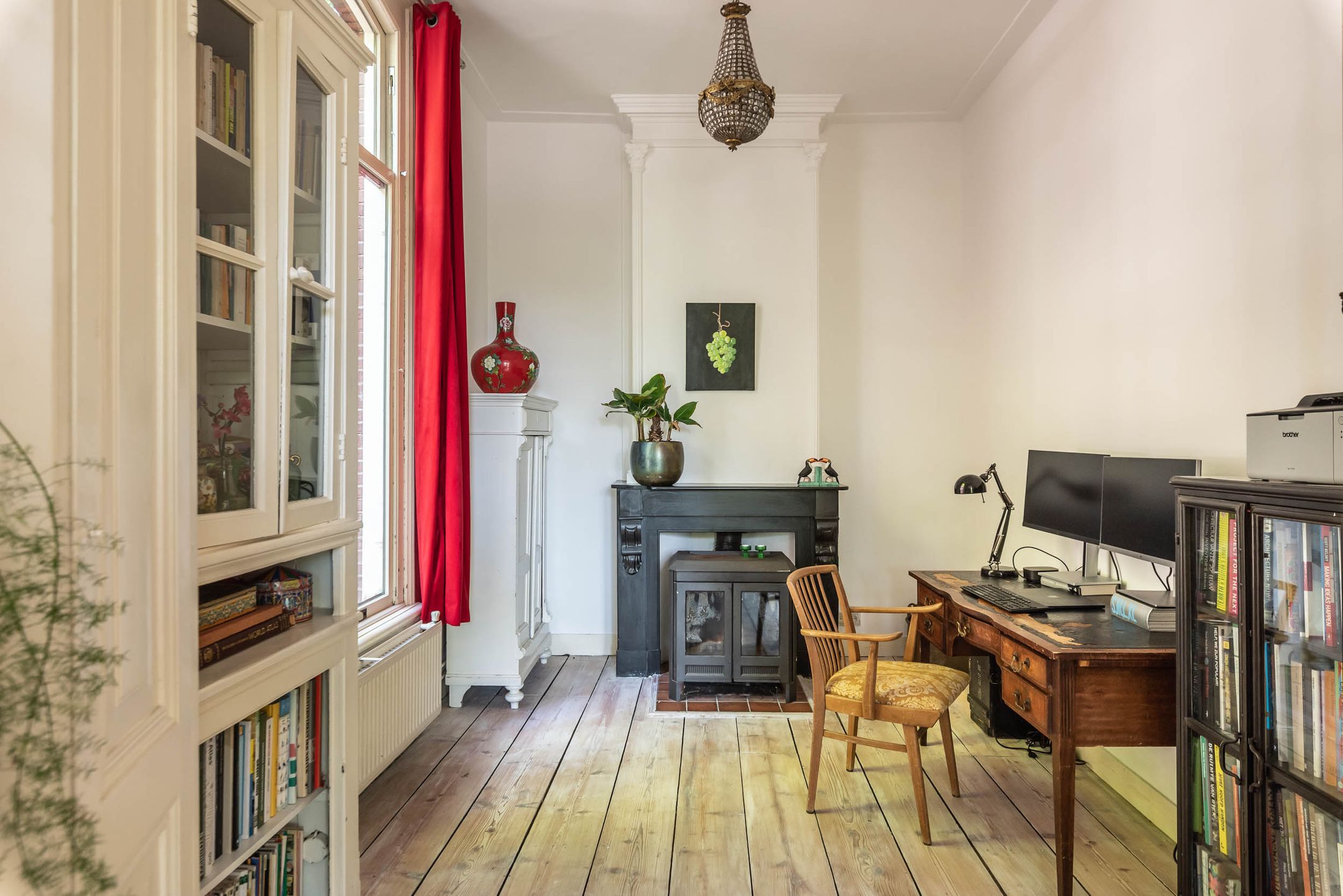 Photo 15 of Binnenkant 34-H