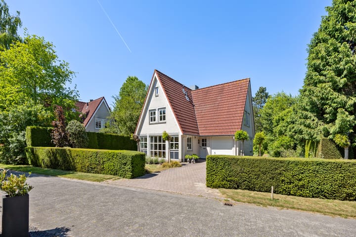 Foto 5 van Bergeendlaan 2