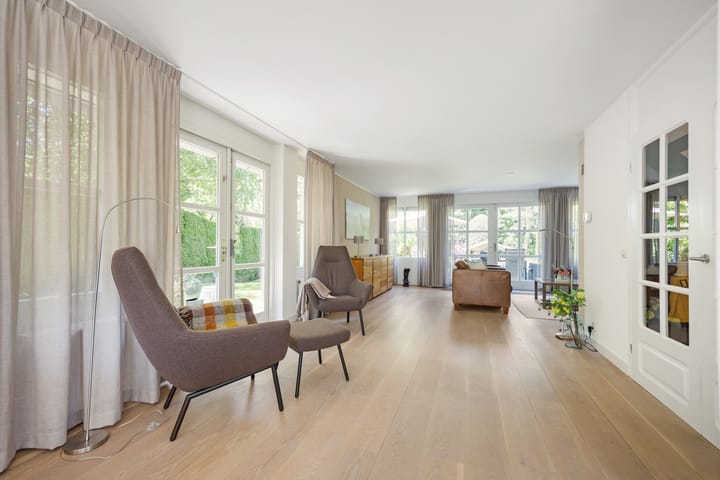 Foto 14 van Bergeendlaan 2