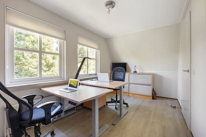 Foto 35 van Bergeendlaan 2