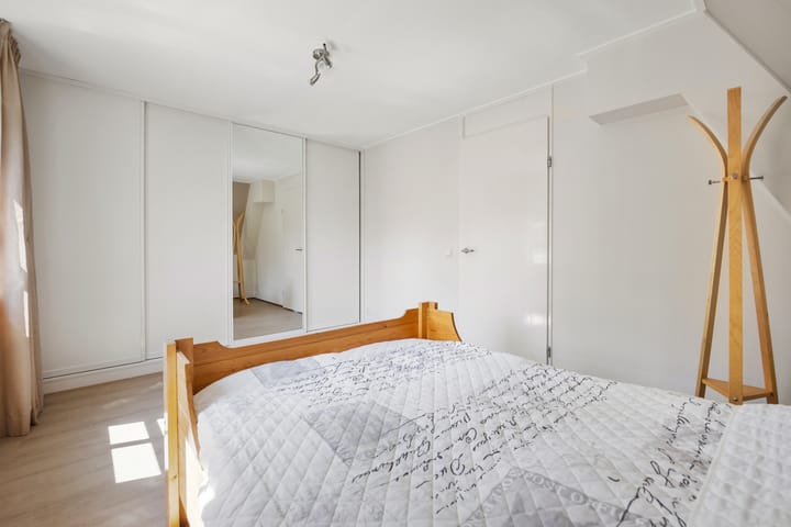 Foto 33 van Bergeendlaan 2