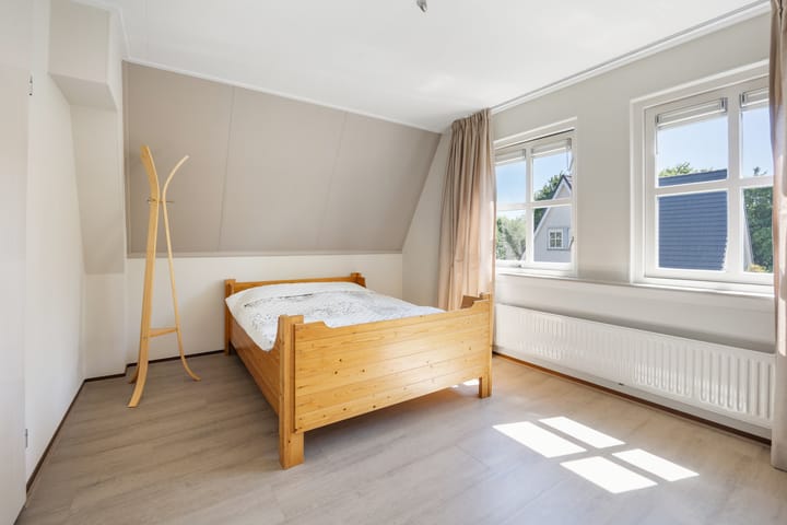 Foto 32 van Bergeendlaan 2