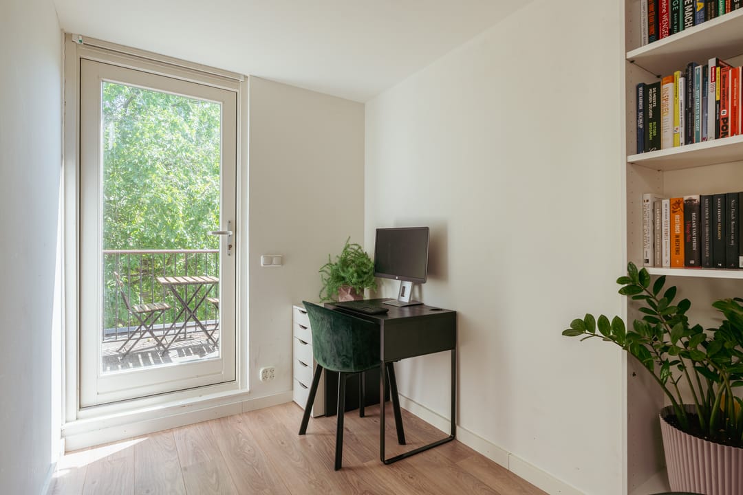 Foto 17 van Hoofdweg 114-2