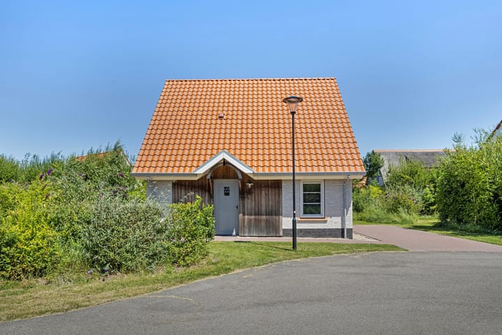 Photo 8 of Zeedijk 24-307