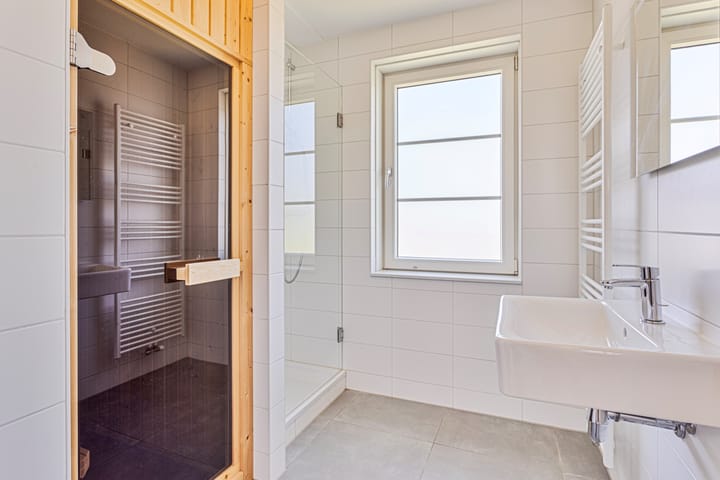 Photo 22 of Zeedijk 24-307