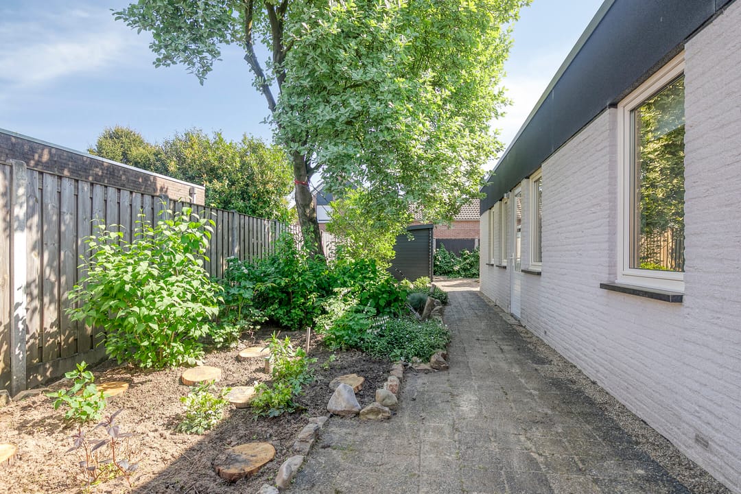 Foto 53 van Pastoor Janssenstraat 3