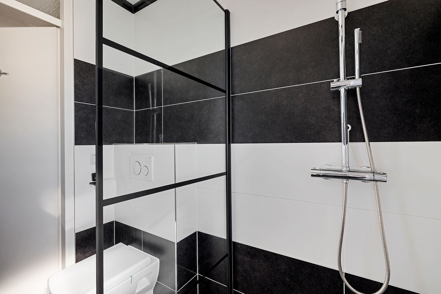 Foto 25 van Joke Smitstraat 15