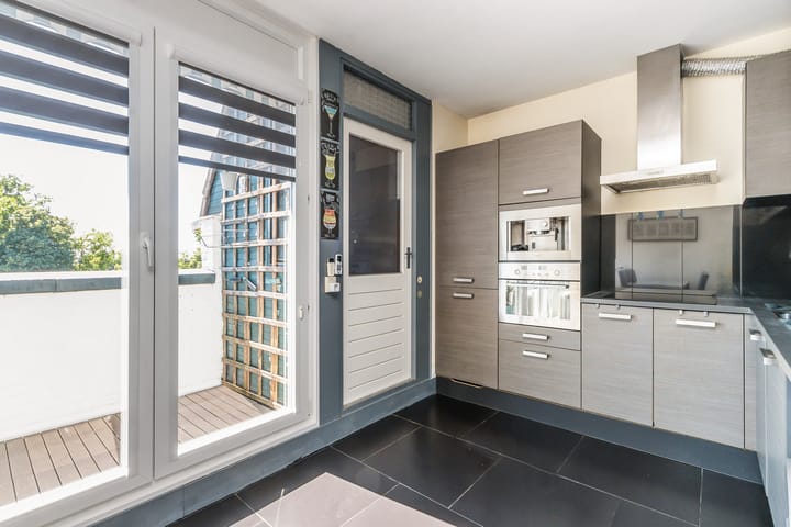 Foto 12 van Meindert Hobbemastraat 75