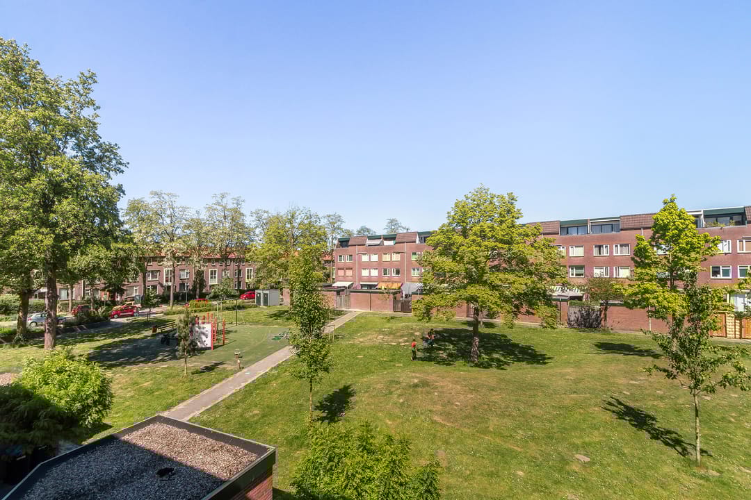 Foto 16 van Meindert Hobbemastraat 75