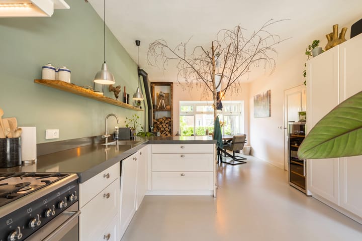 Foto 10 van Waldeck Pyrmontlaan 8