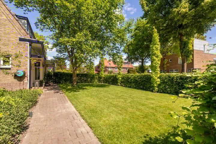 Foto 36 van Waldeck Pyrmontlaan 8