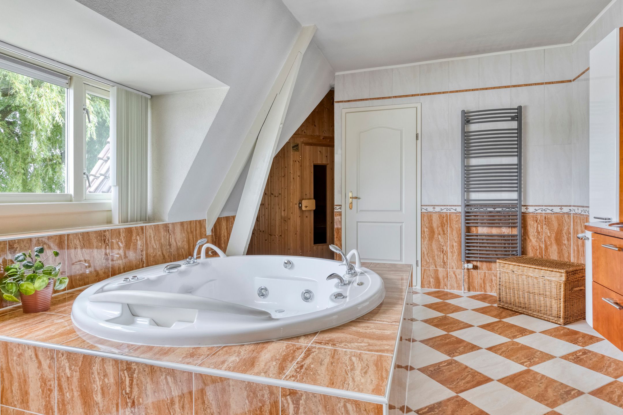 Foto 36 van IJsseldijk-West 18