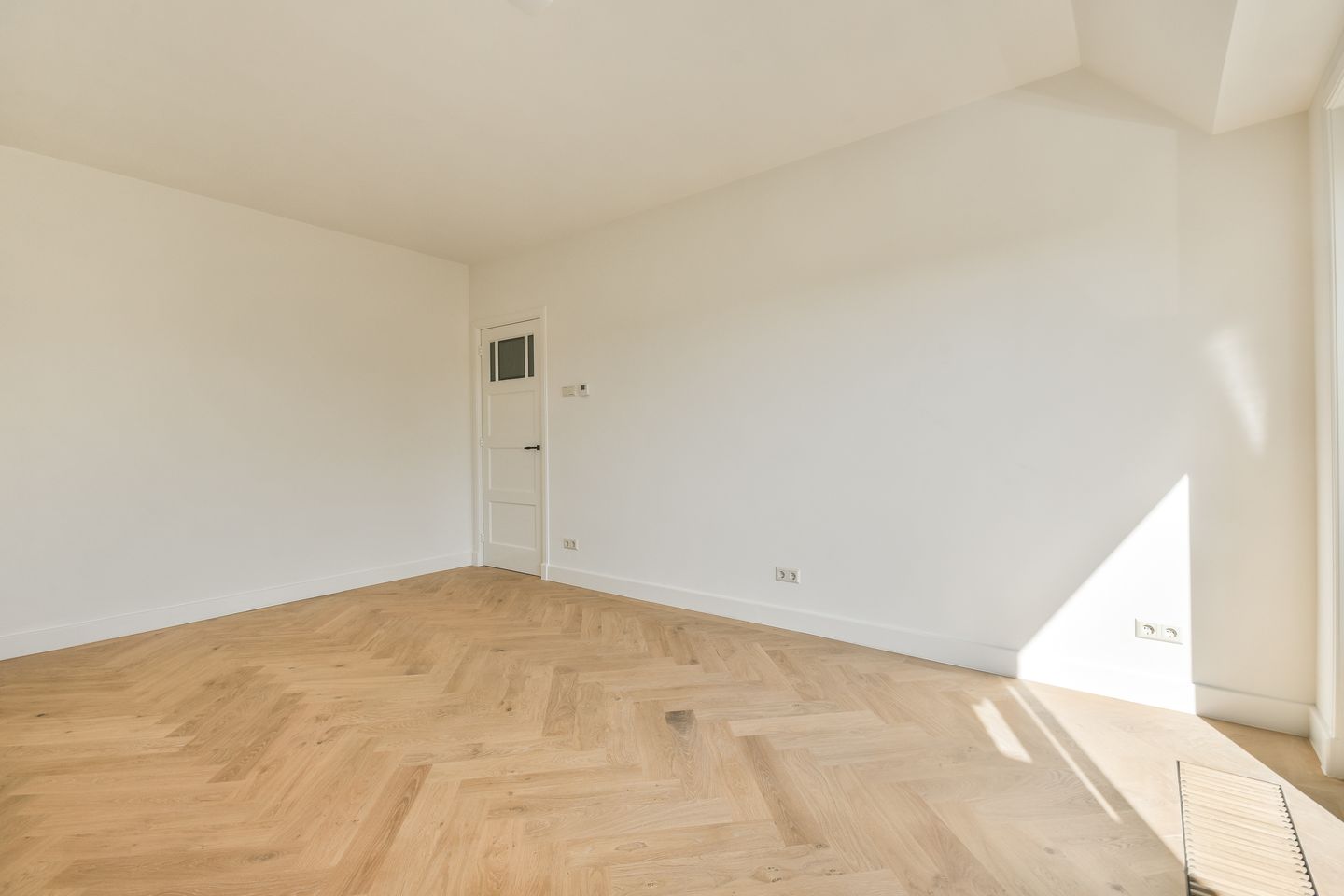 Foto 19 van Van Zuylen van Nijeveltstraat 318