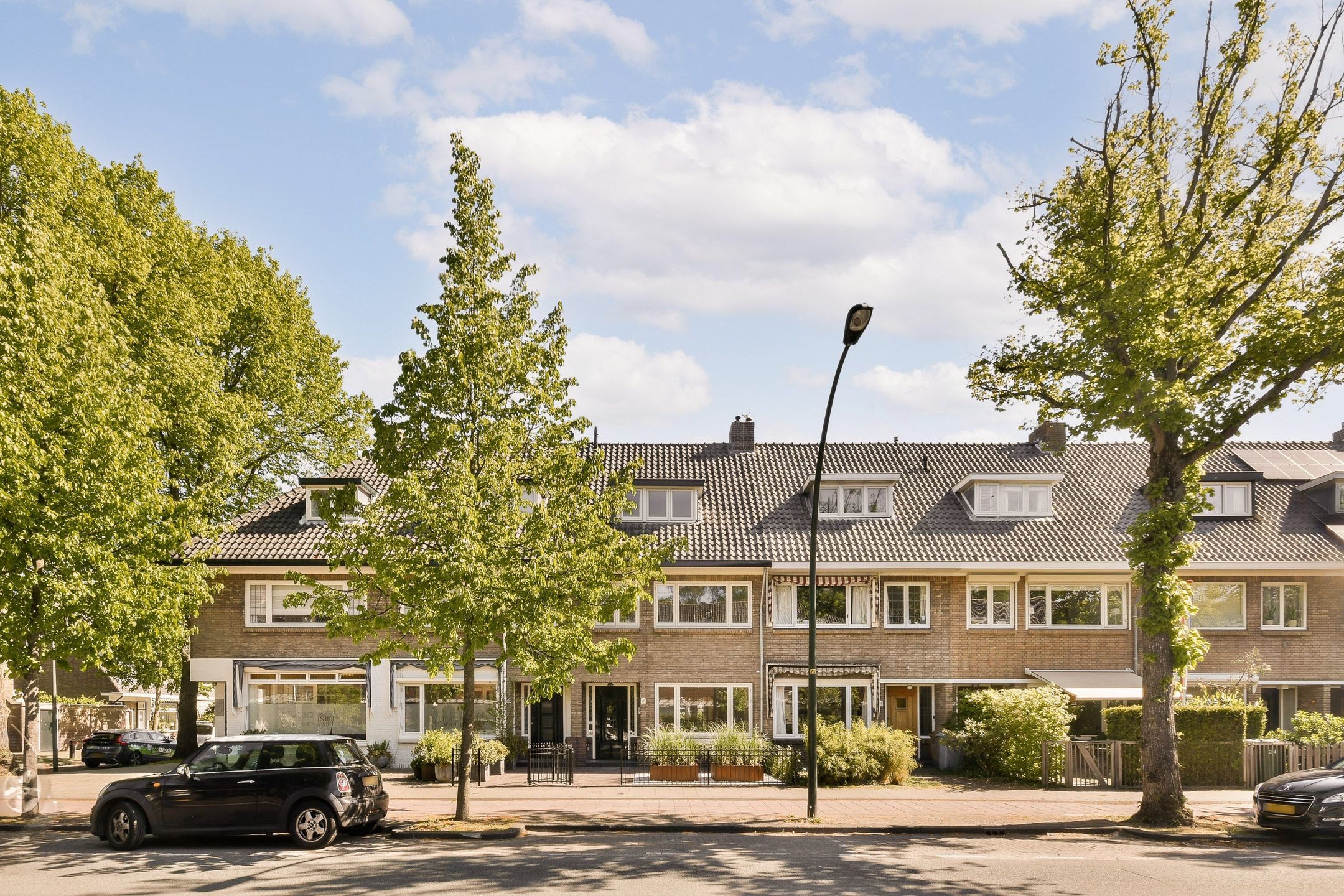 Foto 42 van Van Zuylen van Nijeveltstraat 318