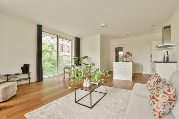 Foto 7 van Rosy Wertheimstraat 47